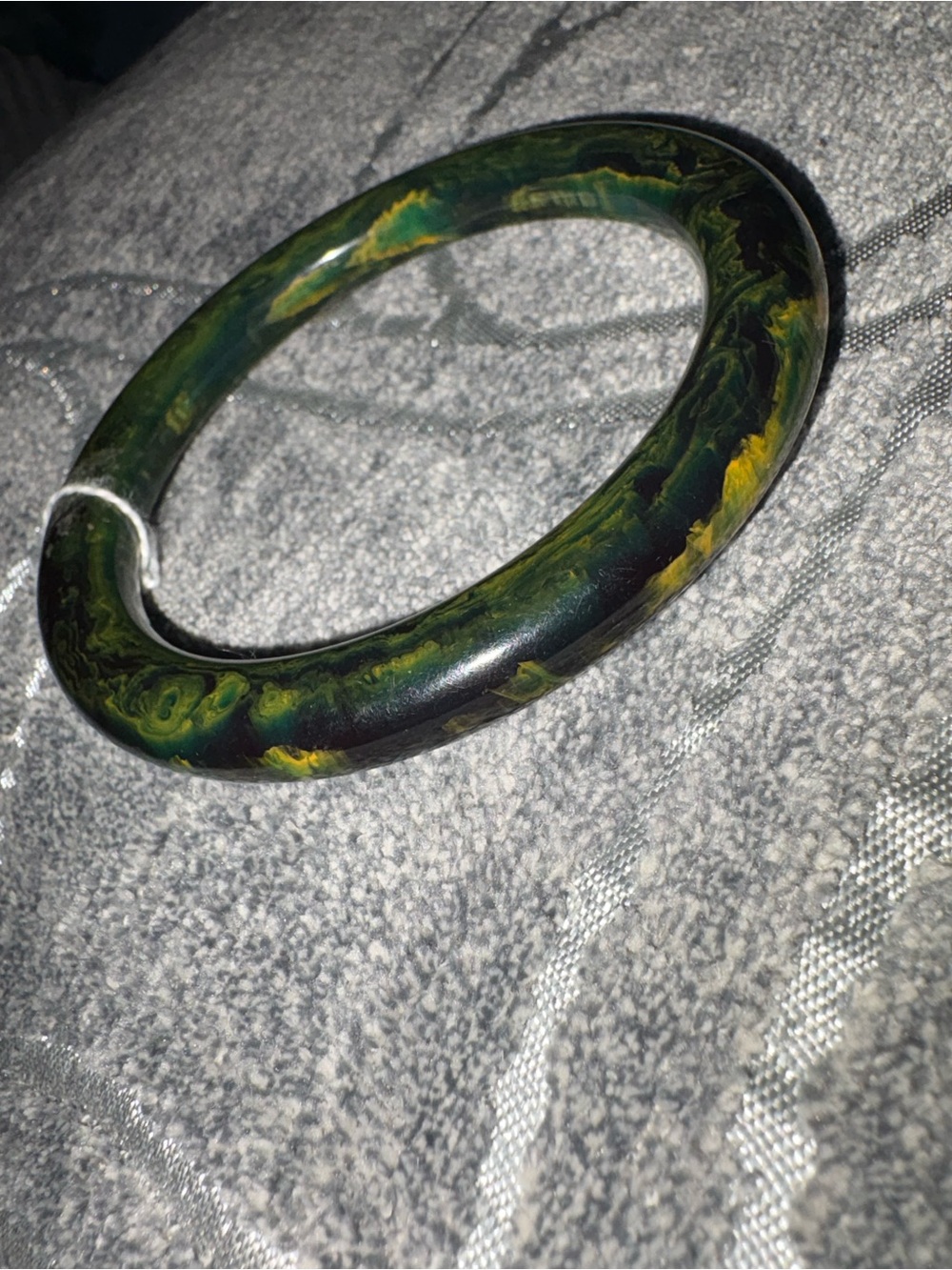 Green Marbled Resin Bangle Bracelet - Picture 2 of 11